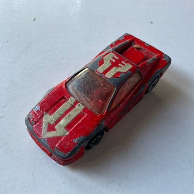 HL 1986 Ferrari Red Glow in the Dark Testaro...
