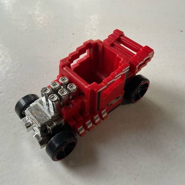 HL PIXEL SHAKER Red GHB76 2010 Malaysia