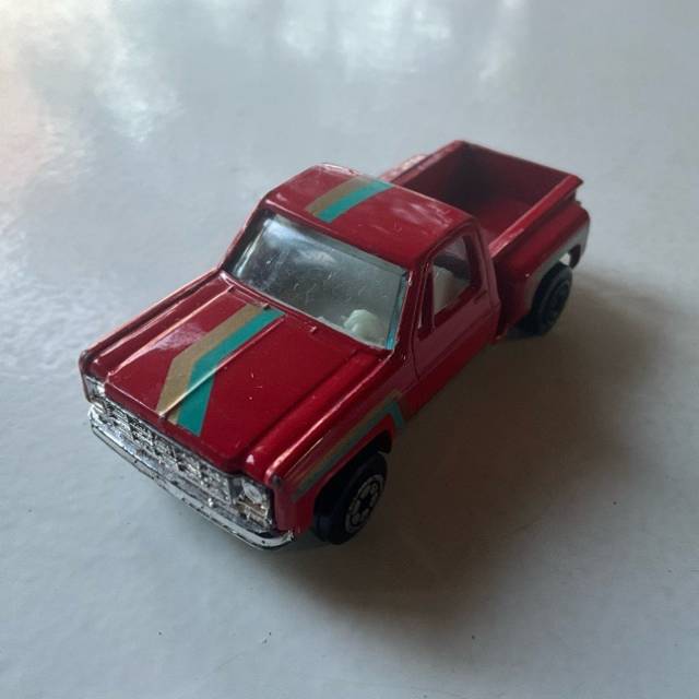 YATMING Red Chevy UTE No 1601