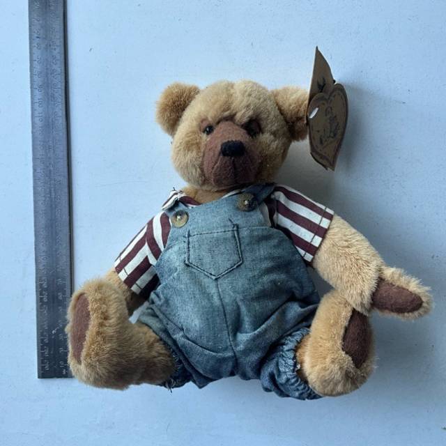 Heartfelt Collectibles (Bear in Overalls) 19...