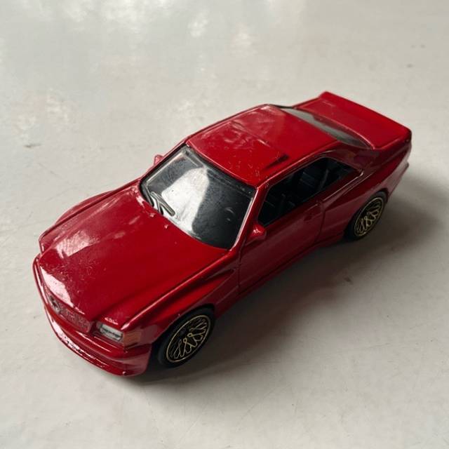 HL 1989 Mercedes Benz 560 SEC AMG Red HKG45...