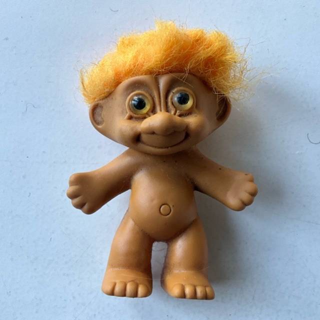 Troll RUSS - Short Orange Hair - Yellow Eyes...