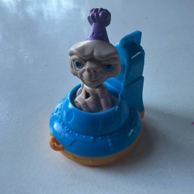 McDonald’s -1994 Rolling Spaceship - E.T -...