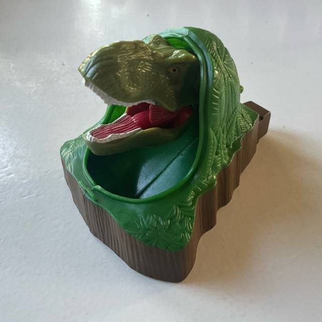 Burger King -Jurassic Park 3 - Dinosaur (RARE)