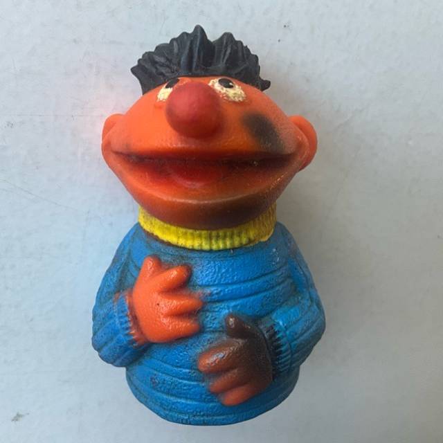 Sesame Street - Ernie Rubber Finger Puppet 1...