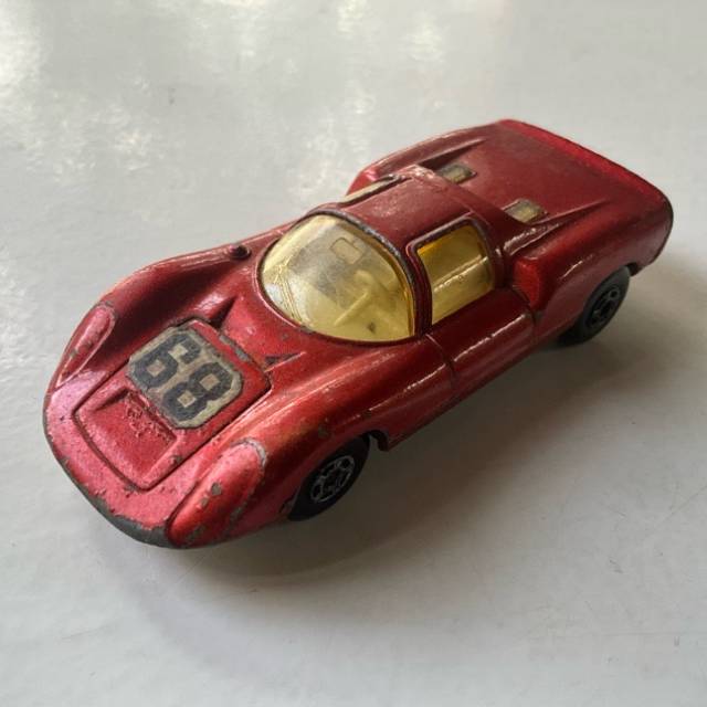 MB Superfast - PORSCHE 910 Red No68 1970