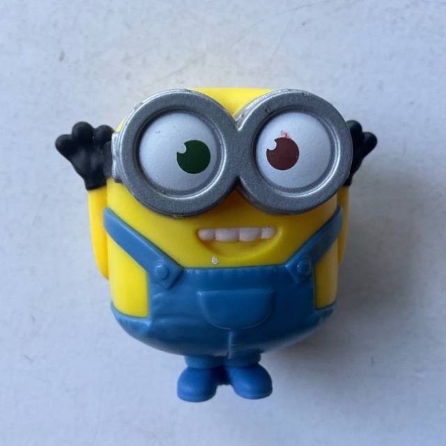 McDonald’s Minions - Hands Up 2015