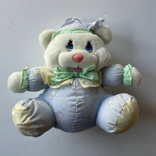 Plush Bear by Well-Made 1994- Sleepy Bear(28...
