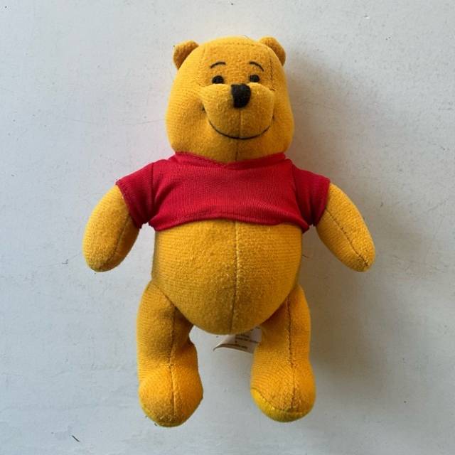 Winnie the Pooh (Pooh) Disney (17cm Height)