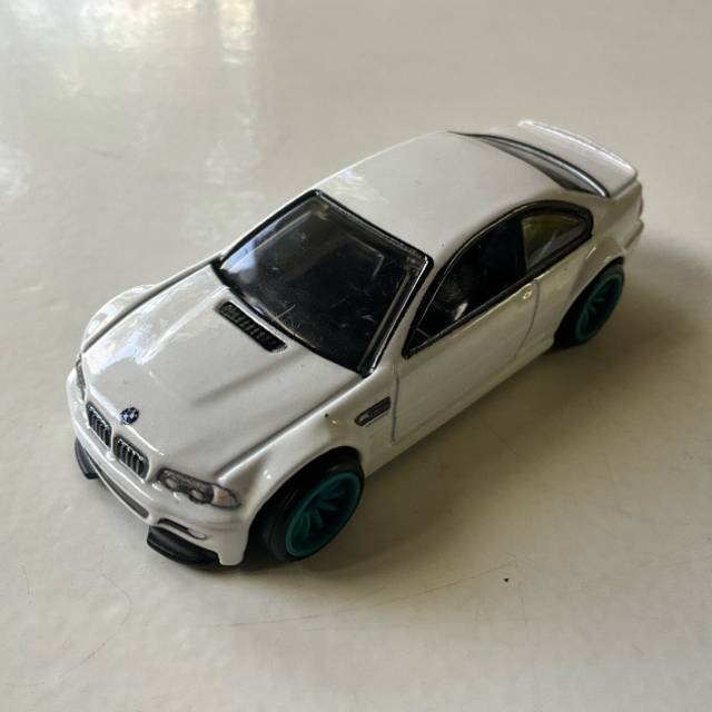 HL Premium BMW (E46) White GPK52 2020 Thailand