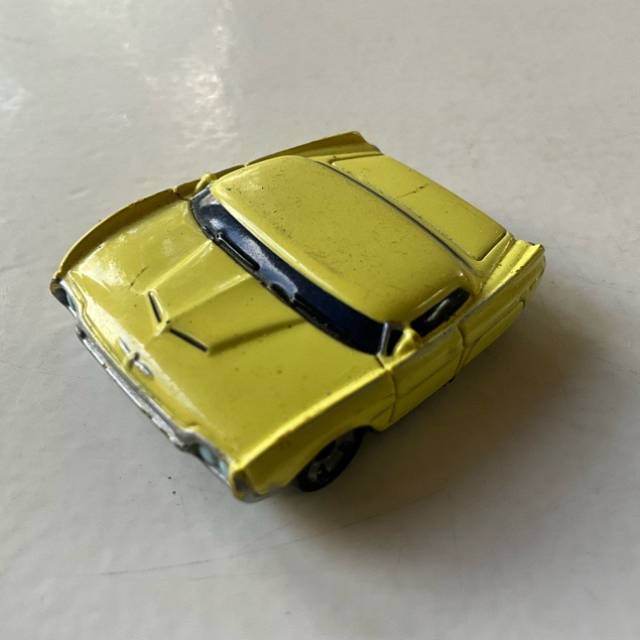 Phat Boyz - Ford T Bird Yellow 2003