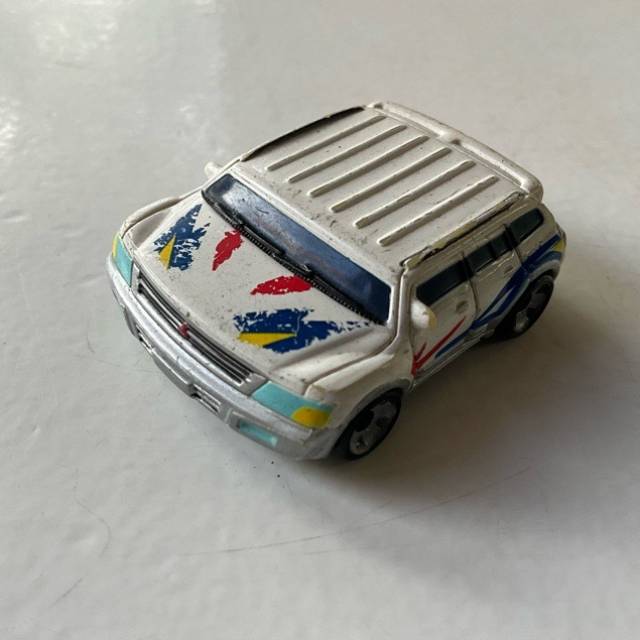 Phat Boyz - White Mitsubishi