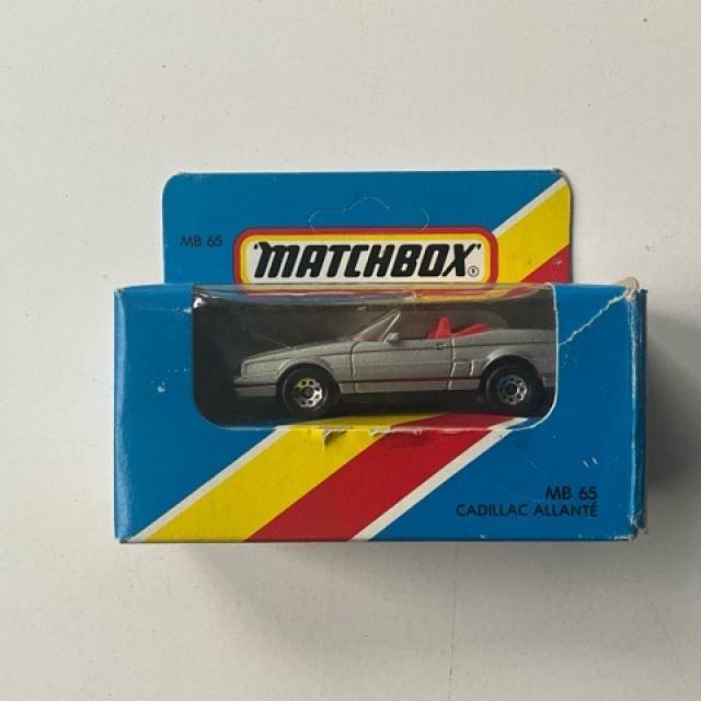 MB 65 CADILLAC ALLANTE 1981 (LYL 122)