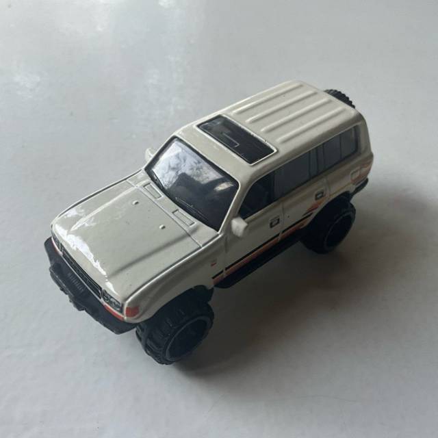 HL Toyota Land Cruiser 80 White GRX22 2020 M...