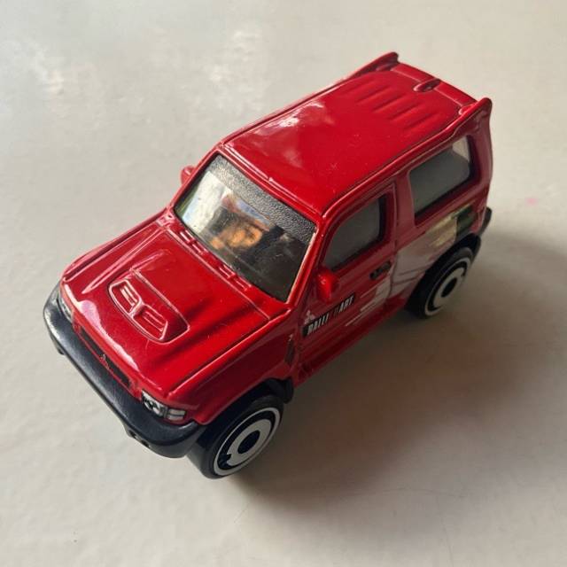 HL Mitsubishi Pajero Evolution Red HKG47 Mal...
