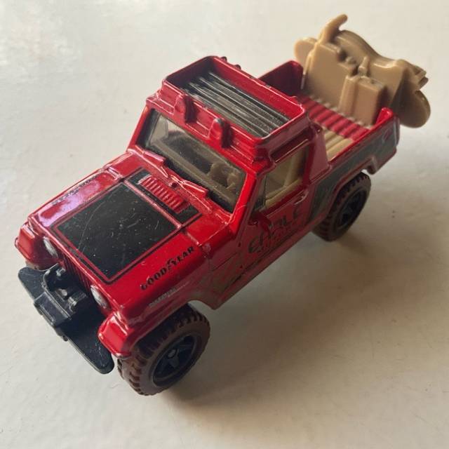 HL 1967 Jeepster Commando Red FYB53 2018 Mal...
