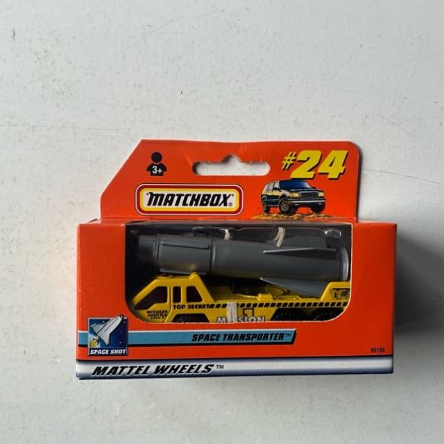 MB 24 SPACE TRANSPORTER 1999 (LYL 133)