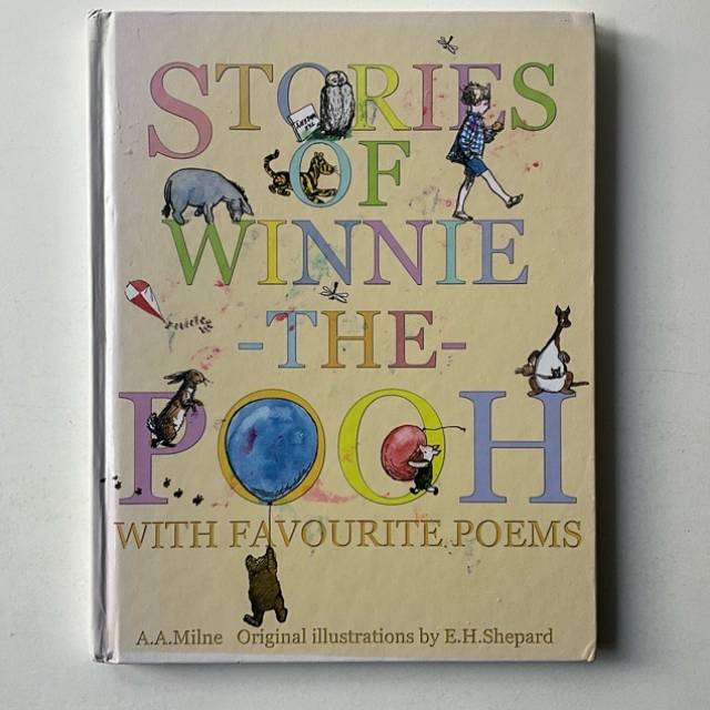 STORIES OF WINNIE THE POOH WITH FAVOURITE PO...