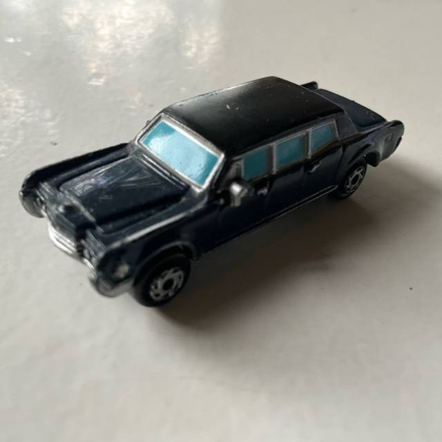 Micro Machine Lincoln 1956 Limousine in Blac...