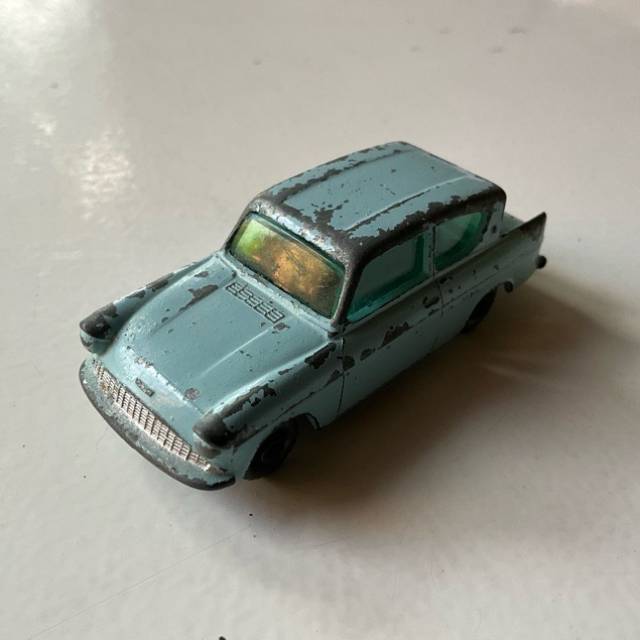 MB LESNEY FORD ANGLIA No 7 Blue