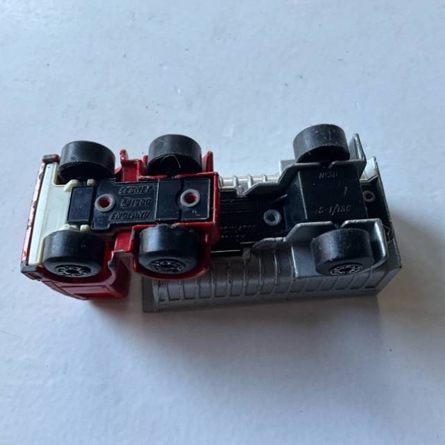 vintagetoy_46978.jpg