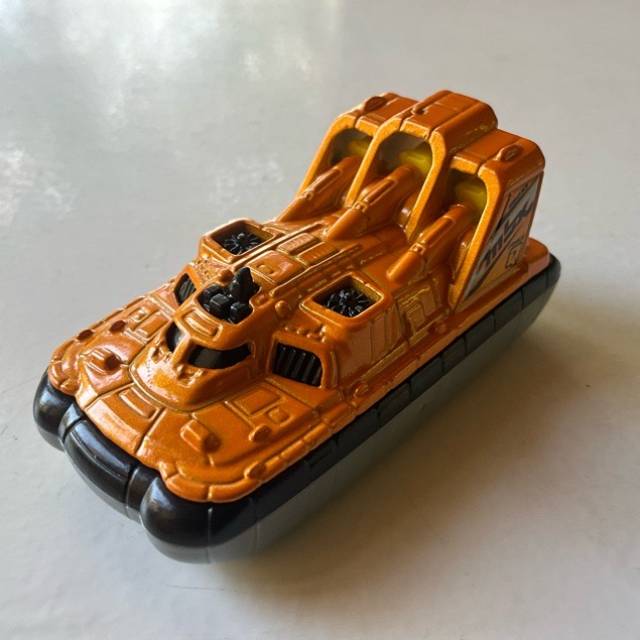 MB Amphi Flyer Orange (Hover craft) MB890 2013