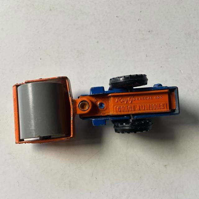 vintagetoy_47317.jpg