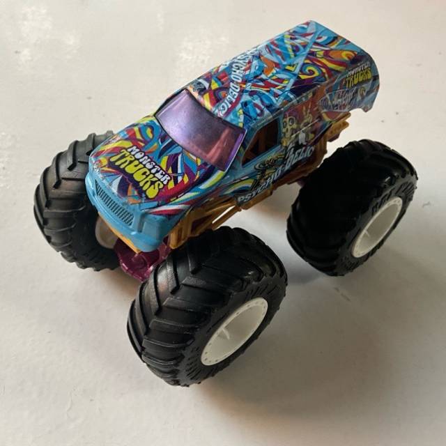 Monster Trucks - PSYCHO DELIC