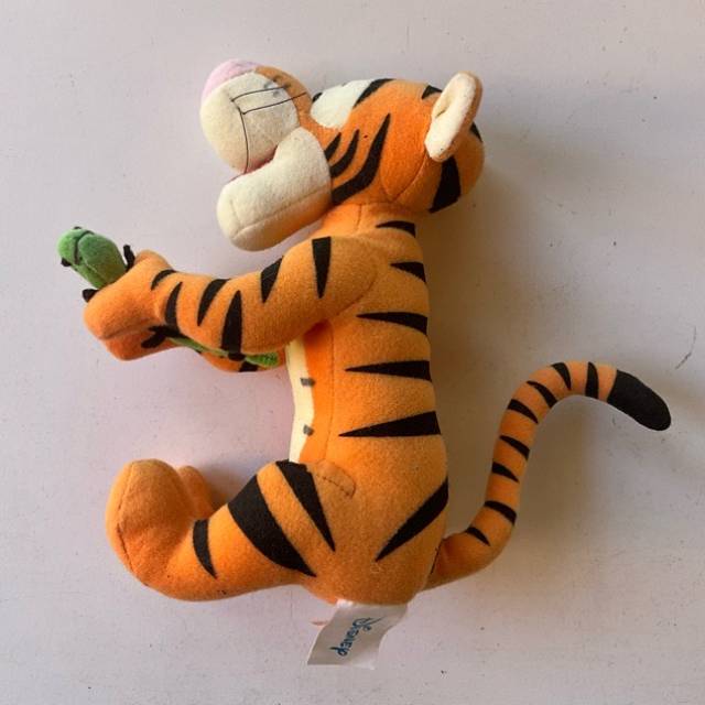 Winnie the Pooh - Tigger Holding caterpillar...