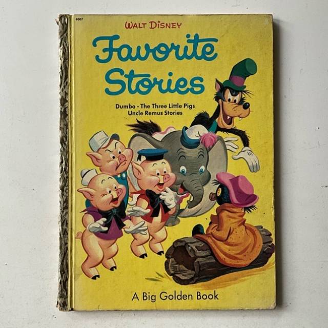 Golden Book - Walt Disney Favourite Stories...