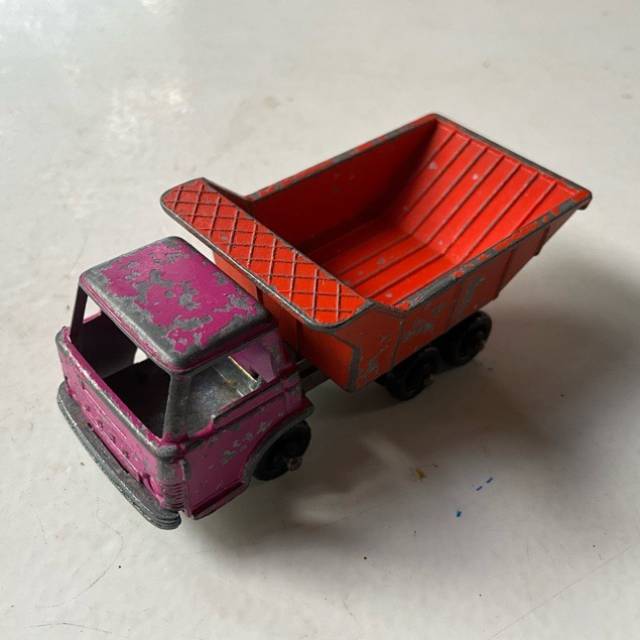 Fun Ho - Ford Dump Truck No 50 72mm 1970 - 1...