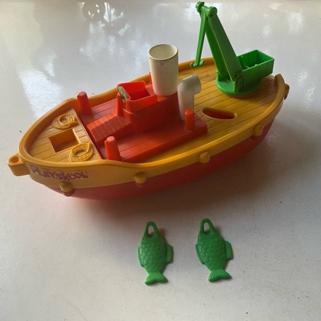 PlaySkool RARE Steam Boat - with two fish (1...