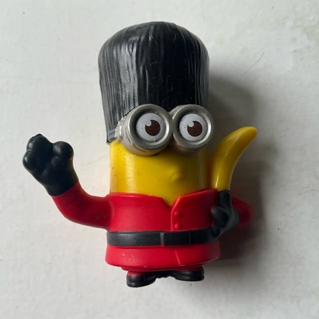McDonald’s - Minions Despicable Me Royal G...