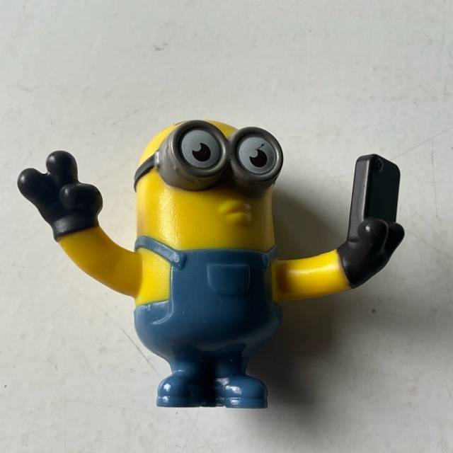 McDonald’s - 2019 Selfie Dave Minion - Des...