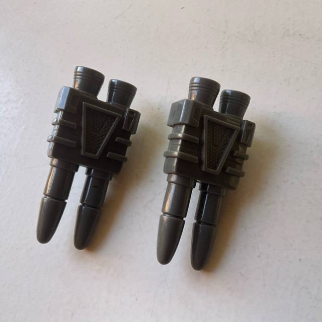 Hasbro Transformers Micromasters Groundshake...