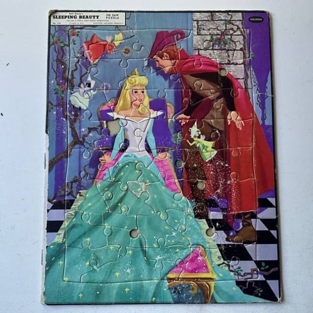 PUZZLE - DISNEY - SLEEPING BEAUTY J41 HOLDSO...