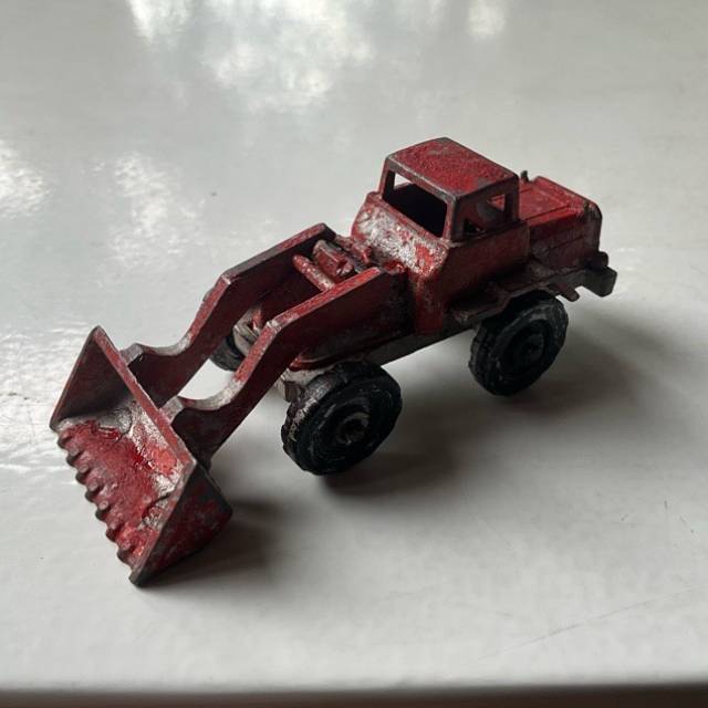 Fun Ho Tractor Shovel RED No 54 72mm 1972 -...