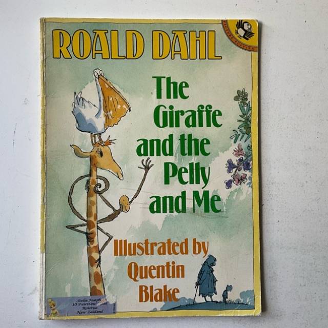 ROALD DAHL - The Giraffe and the Polly and M...
