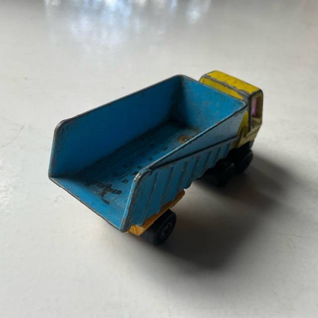 vintagetoy_51115.jpg