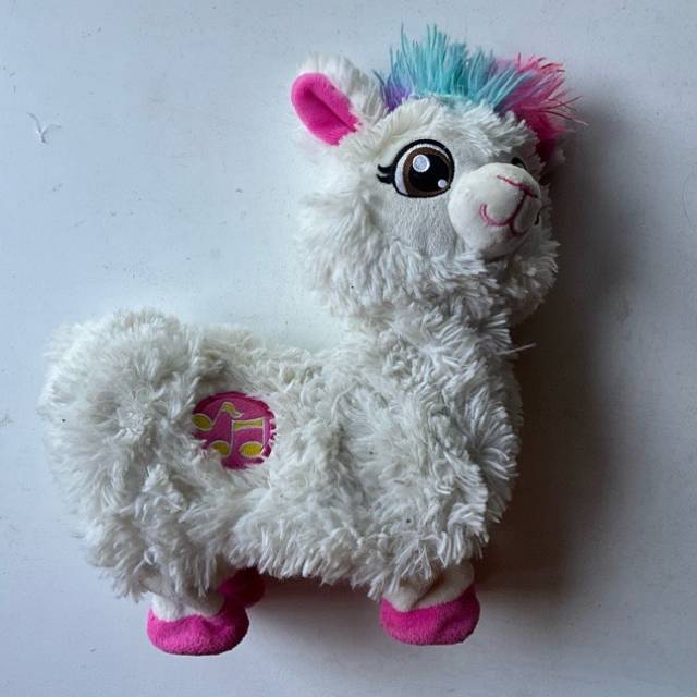 Zuru Pets Alive Boppi The Booty Shakin Llama...