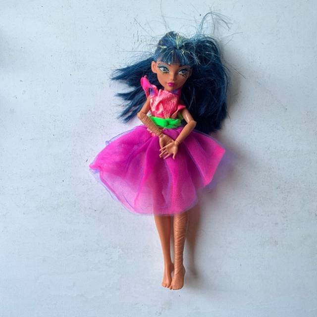 MONSTERS HIGH DOLL