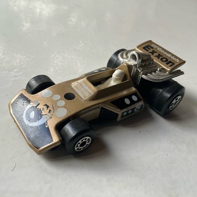 MB SUPERFAST FORMULA 5000 Gold (8) 1975 (LYL...