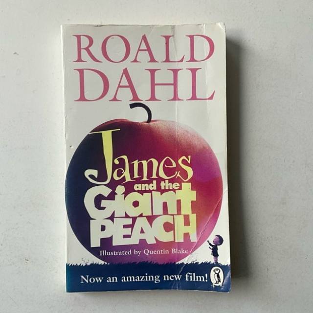ROALD DAHL - James and the Giant PEACH (PUFF...