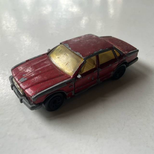 MB JAGUAR XJ6 Maroon1 984