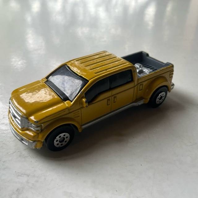 Maisto - Ford Mighty F-350 Yellow 1033