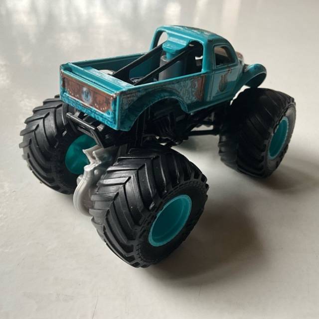 vintagetoy_52106.jpg