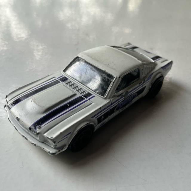 HL ‘65 Mustang Fastback White 2012 Malaysia