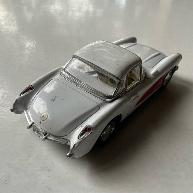 vintagetoy_52348.jpg