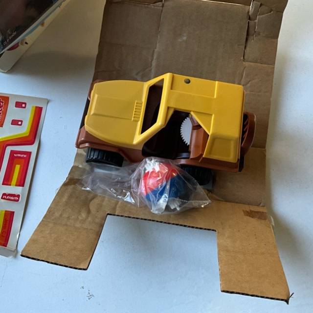 vintagetoy_52588.jpg