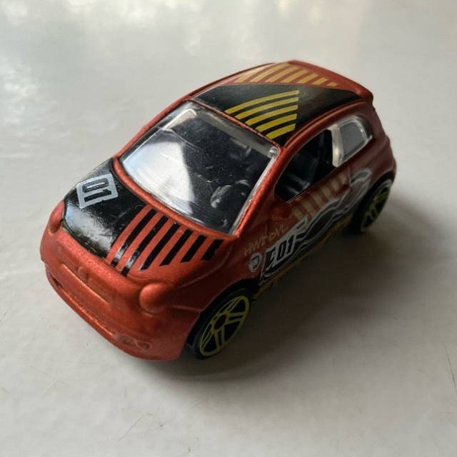 HL Fiat 500 Orange (01) 2013 Malaysia